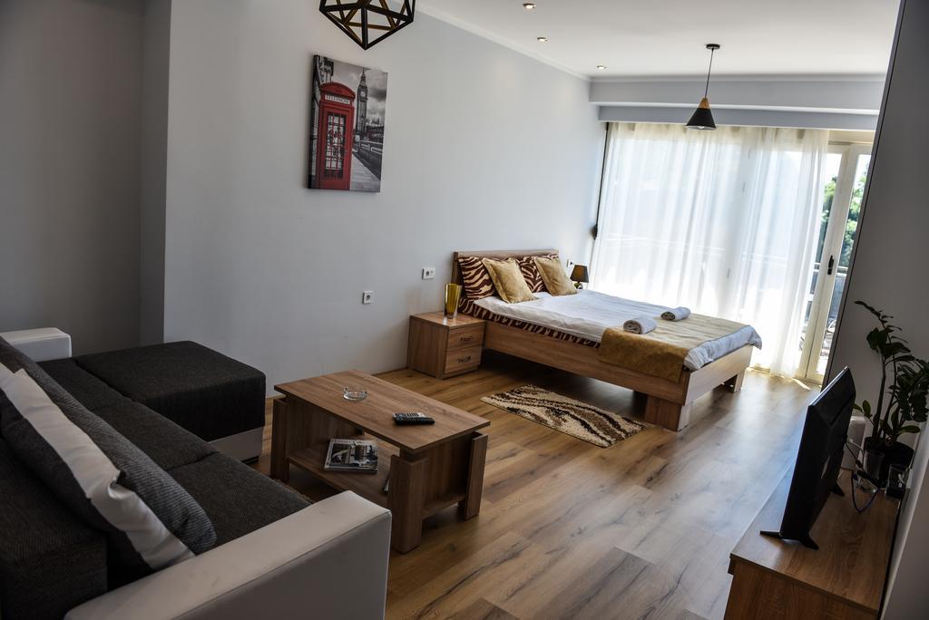 Hotel Cruiser Улцинь Экстерьер фото
